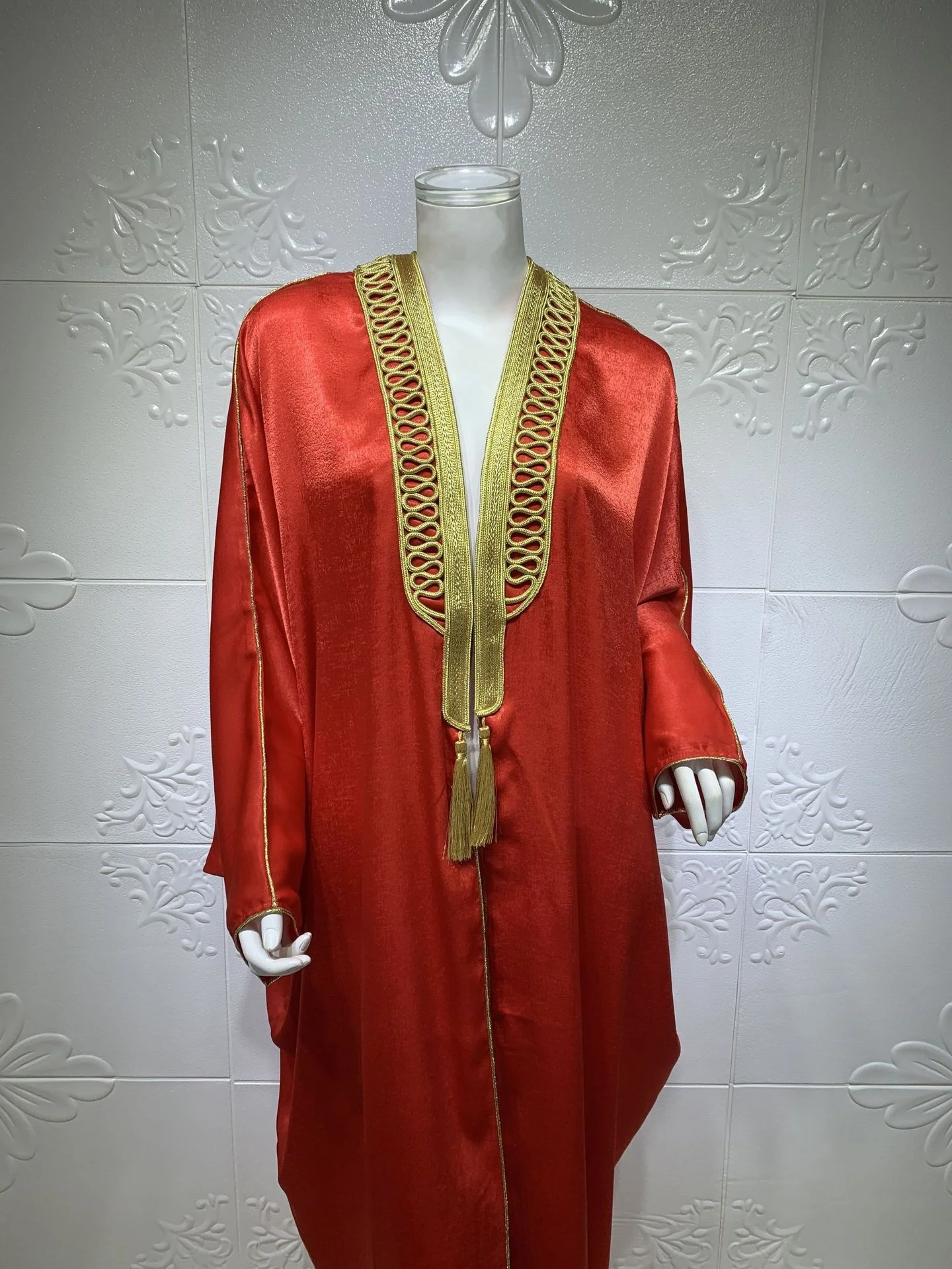 Ab015 Dubaï Cardigan Robe pour femmes longue musulmane Abaya manches chauve-souris Sexy velours vêtements Simple solide motif naturel taille