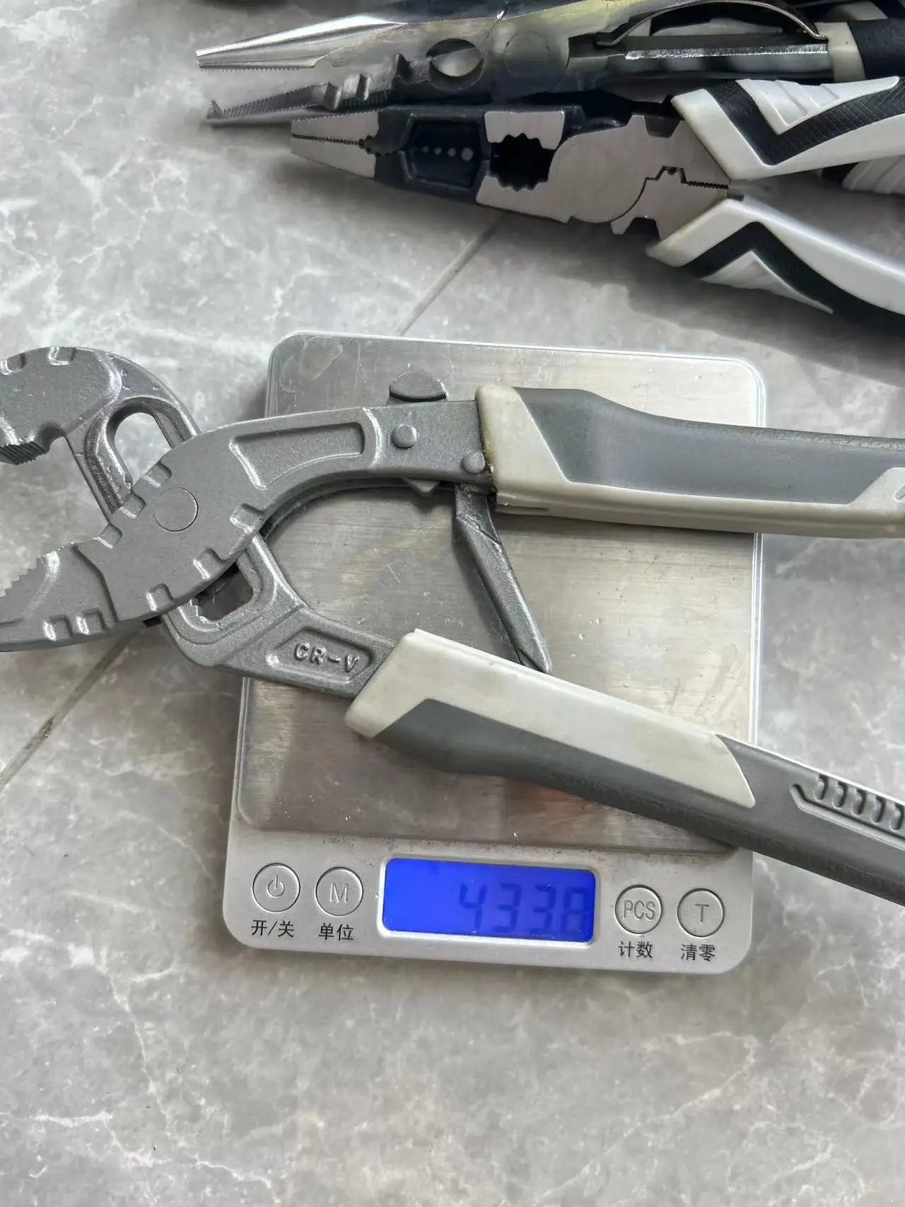 Multi-Function Universal Electrician Wire Cutters Soft Grip Combination Pliers with Plastic Handle for Hardware Tools supplier