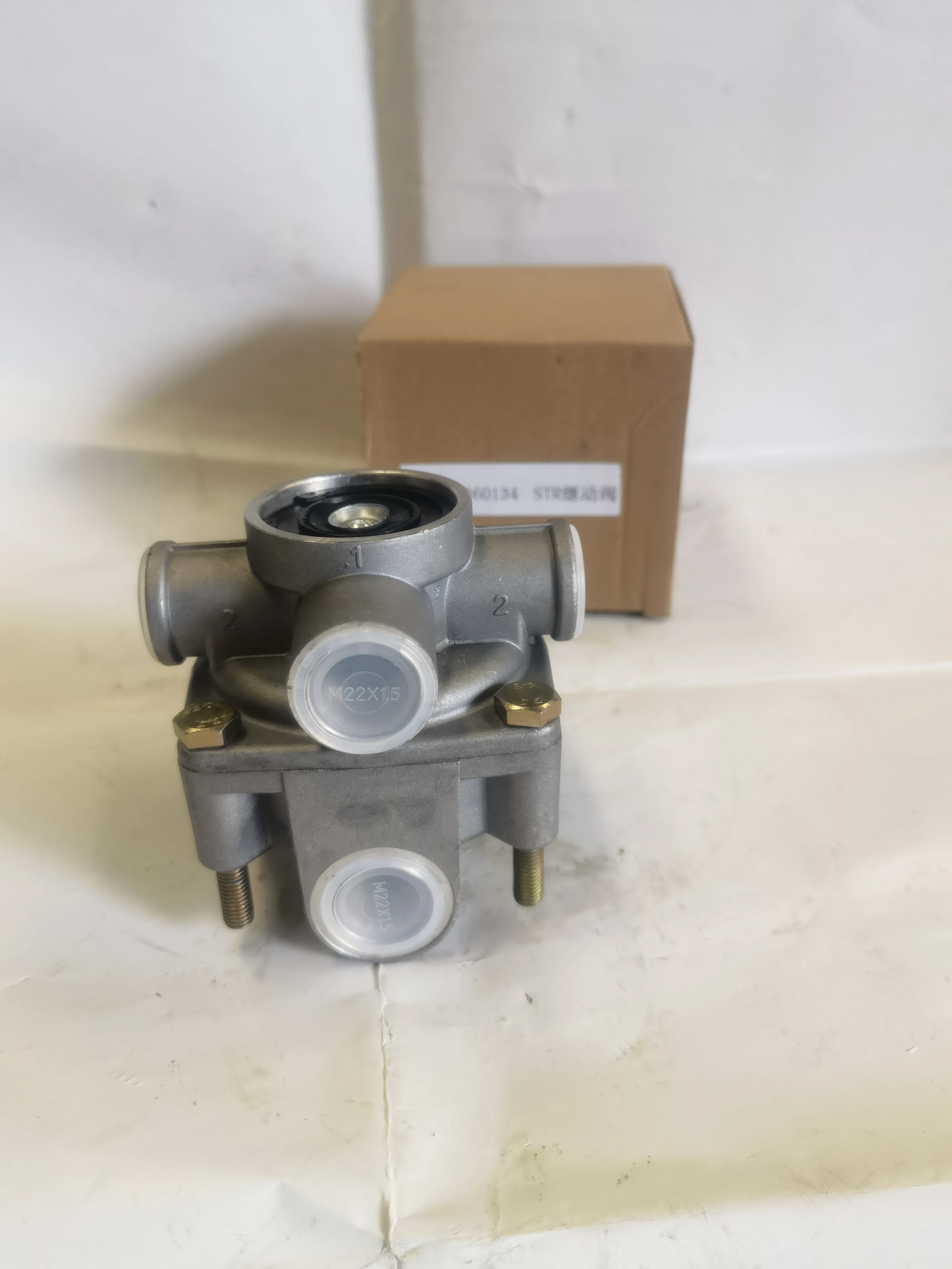 Sinotruk Howo Truck Spare Parts Wg9000360134 Relay Valve Buy Relay Valve,Air Brake Valve