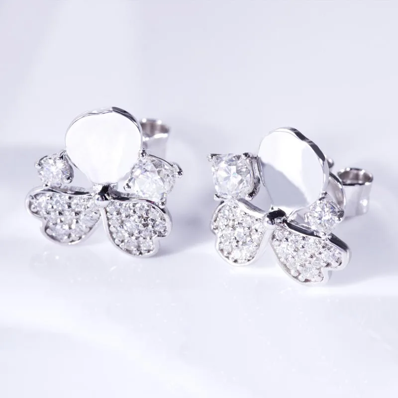 

Moissanite Diamond Engagement earring,1 Pair