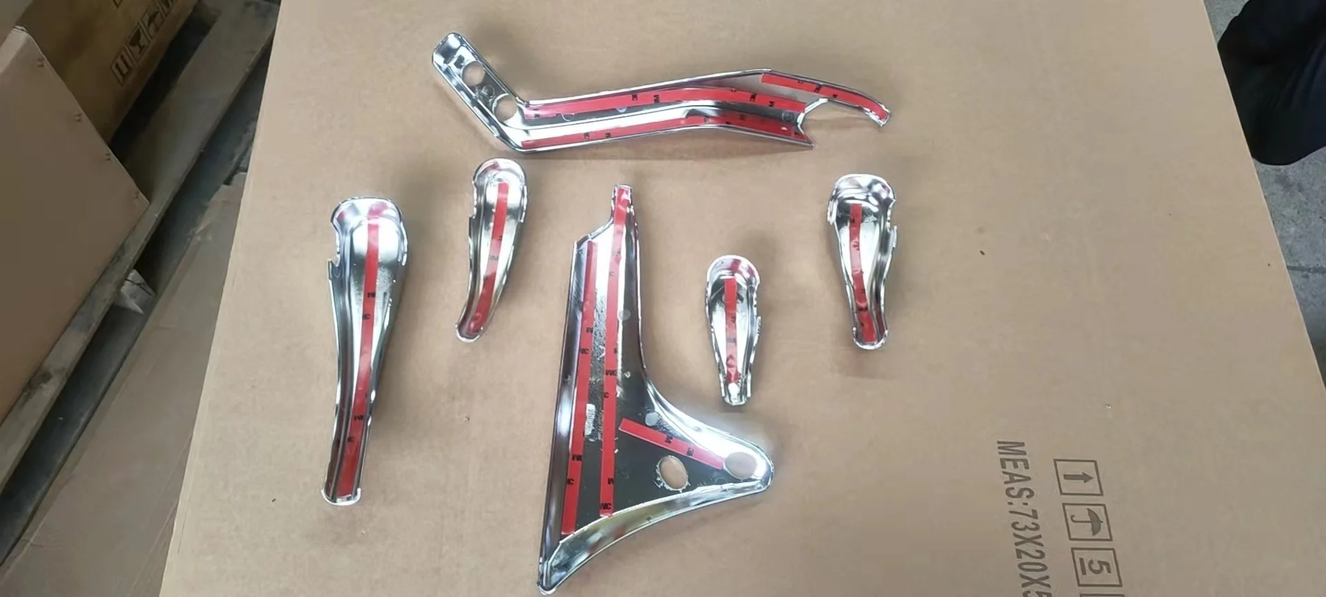Chrome Bracket Cover Mirror Bracket Cover for New HINO 500/700  Truck Spare Parts factory
