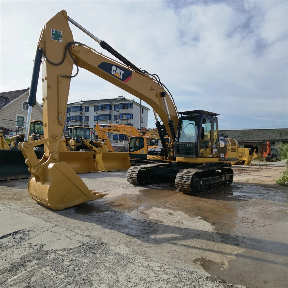 Used Excavator Caterpillar Cat323d Cat320d Original Japan 20ton 23ton Hydraulic Crawler Backhoe 8497