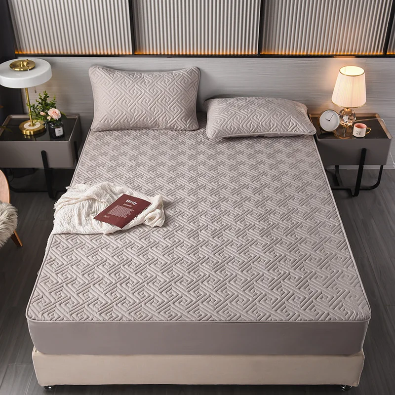 Hot Sales Hypoallergenic Queen King Wholesale Bed Bug Polyester Quilted