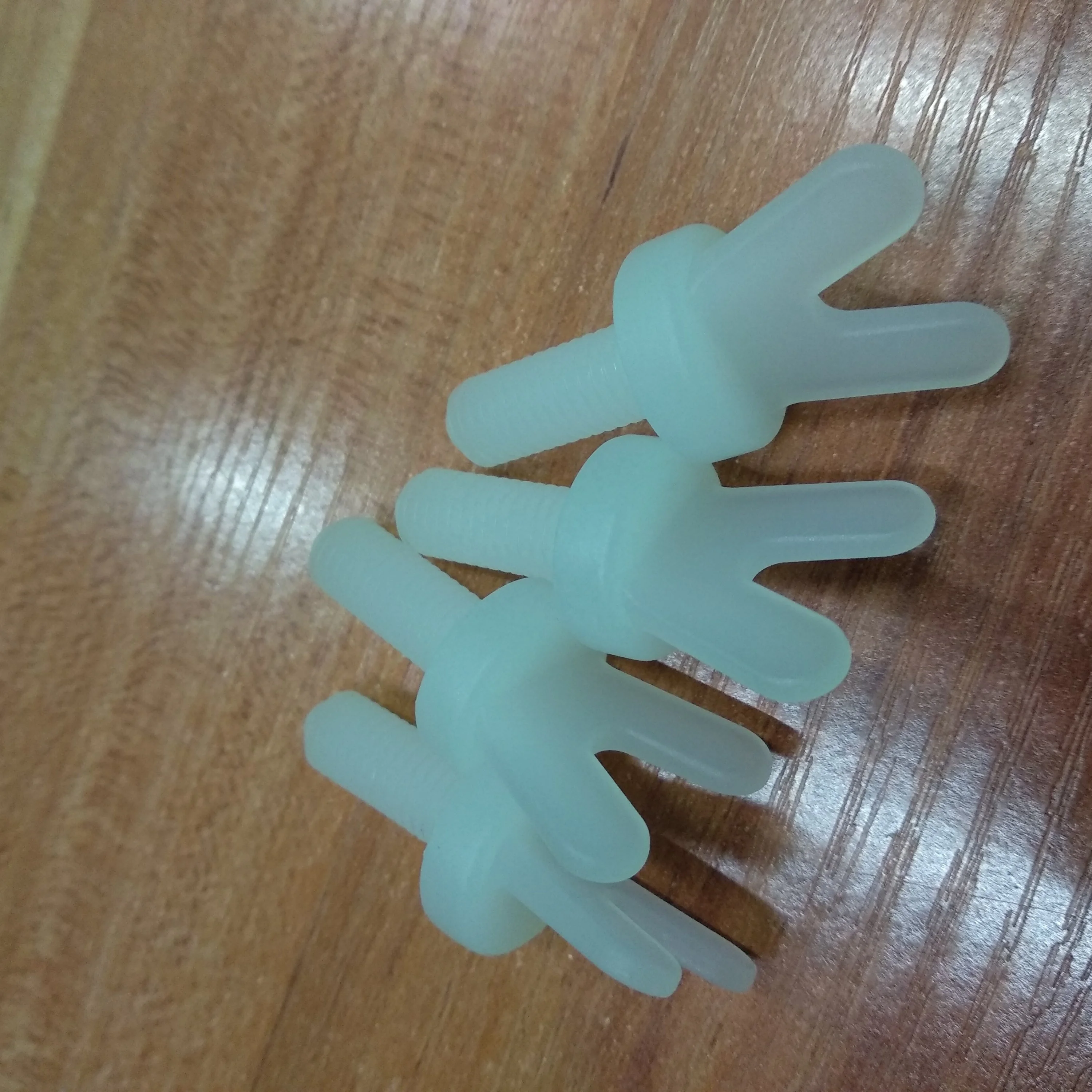 Supply M8*20l M10*30lpp/pvc Plastic Butterfly Screw Buy Screw