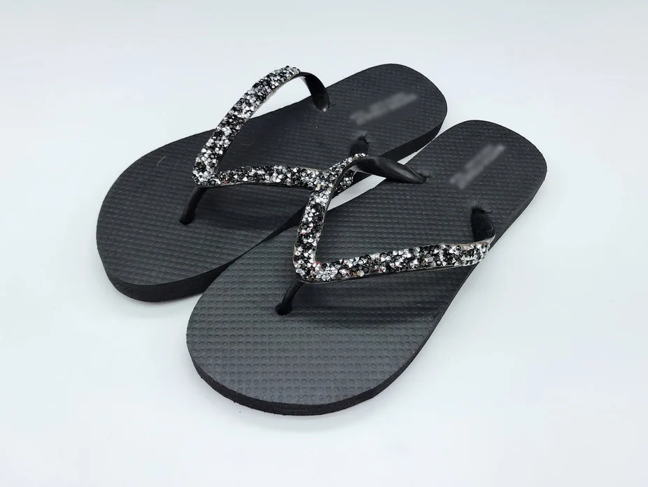 Custom Logo Diamond Women Ladies Wedge Sandal Slipper Cheap Beach PVC Strap Flip Flop