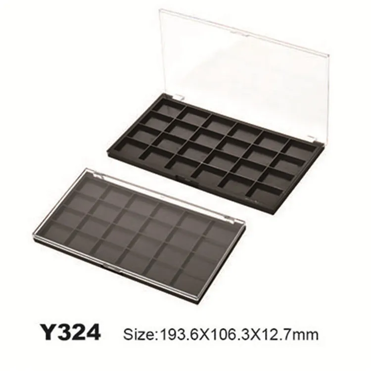 Y324  EYESHADOW PALETTE.jpg