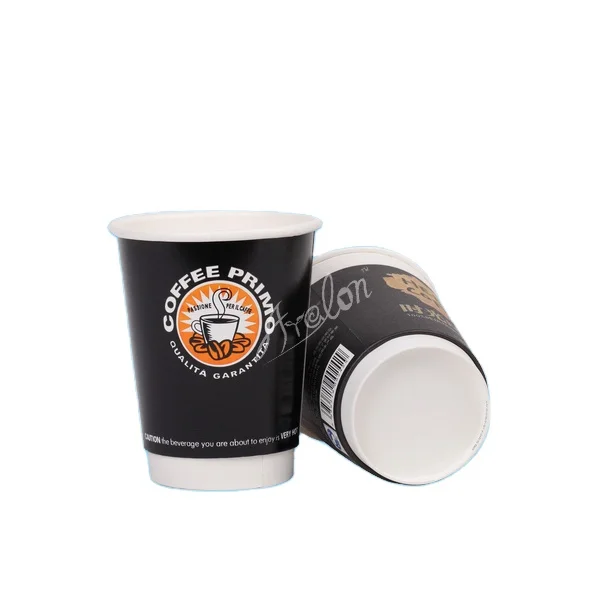 white disposable coffee cups with lids