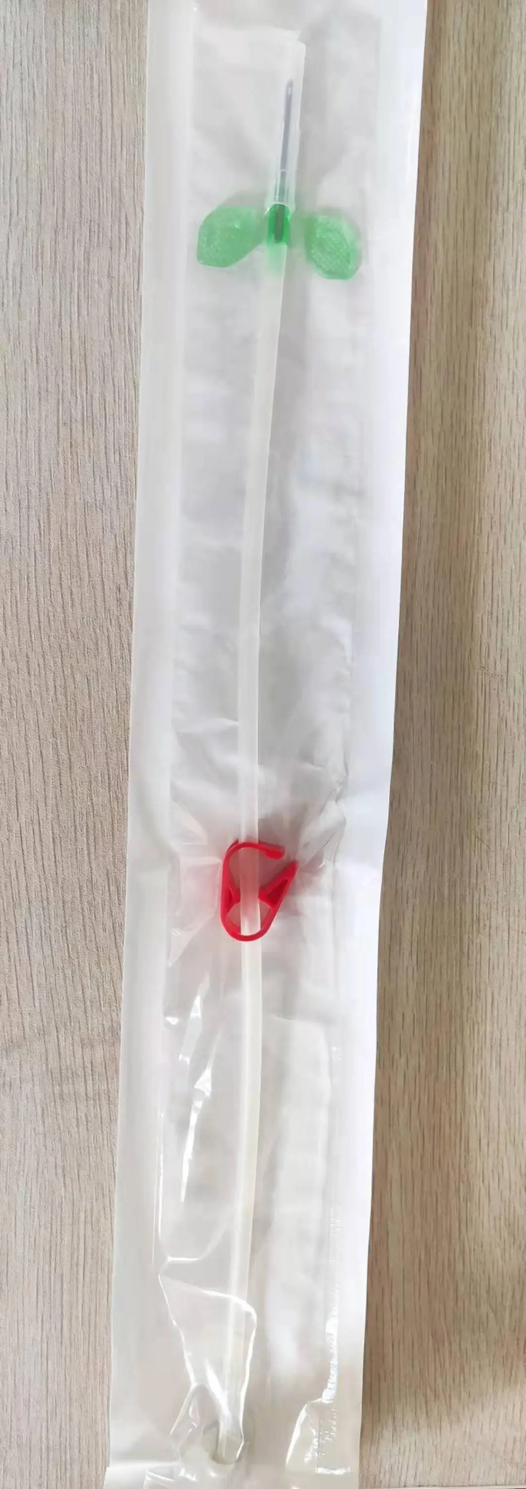 AV fistula needle B017-4.jpg