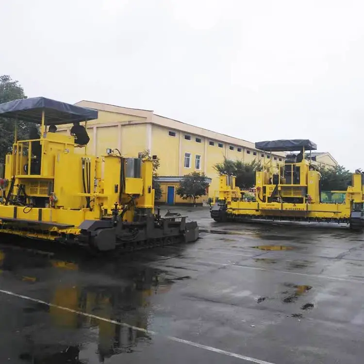rubber asphalt paver (5).jpg