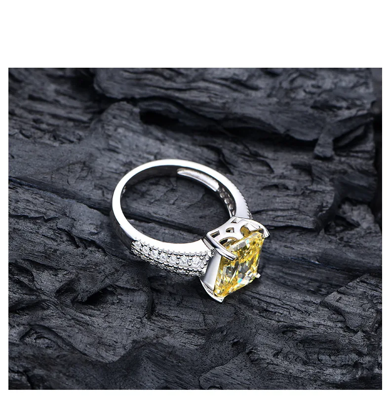 5.6 Karat Lab Diamond Ring Classic 8*10 Ice Flower Cut 925 Silver Ring with Classic Style