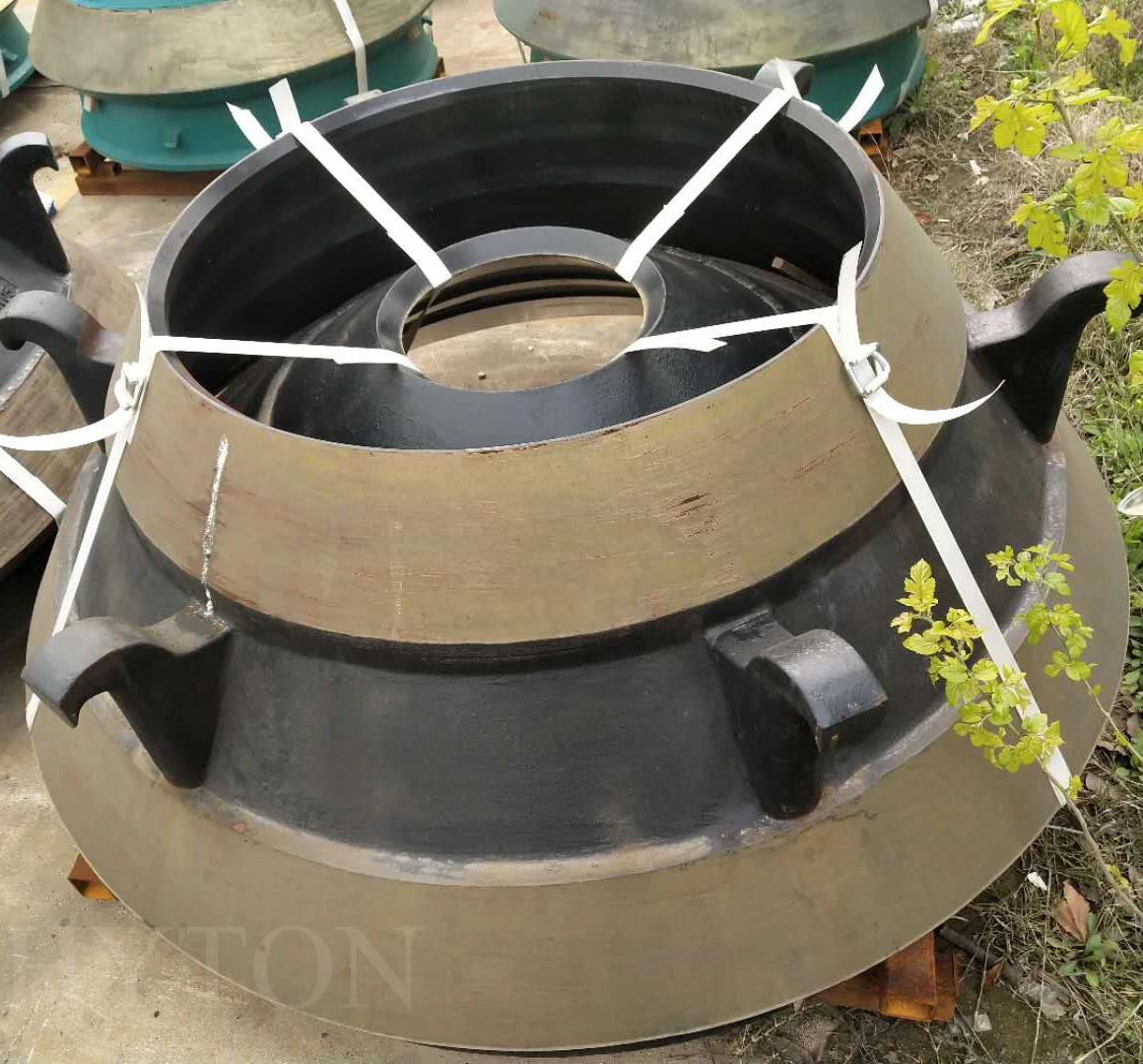 Manganese Mantle Bowl Liner Suit Symons 7ft Cone Crusher Wear Liners