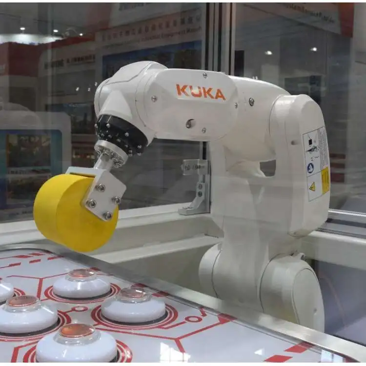 Kuka Robot Arm 7 Axis LBR Iiwa 7 R800 with CNGBS Clothes