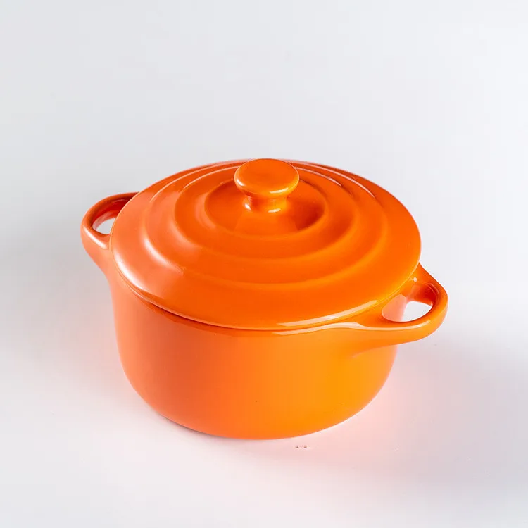 Simple design nordic style multi-color cutlery durable ceramic soup pot with lid and handle.jpg