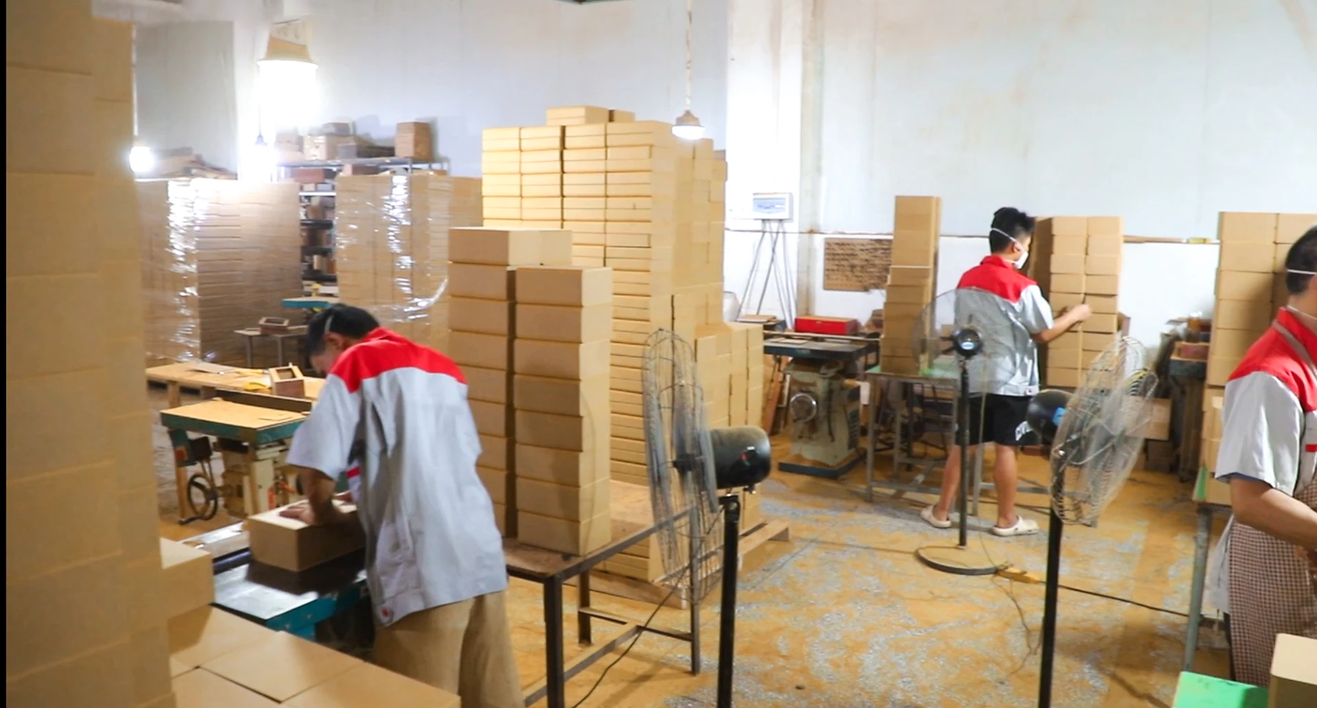Kho thành phẩm Tancybox sẵn sàng đóng gói và xuất khẩu quốc tế