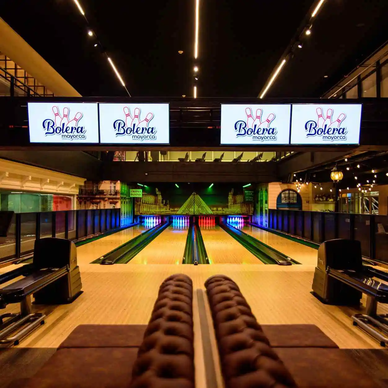 Reliable Brunswick GSX Ten Pin Bowling Pinsetter - Premium Quality