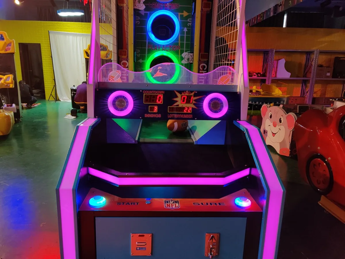 New Coin Operated Super Quarterback Sports Machine Football League