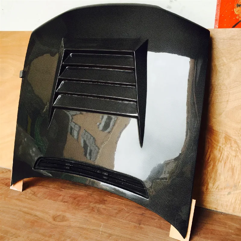 R32 GTR Carbon Fiber Hood - Dmax Style for Nissan Skyline