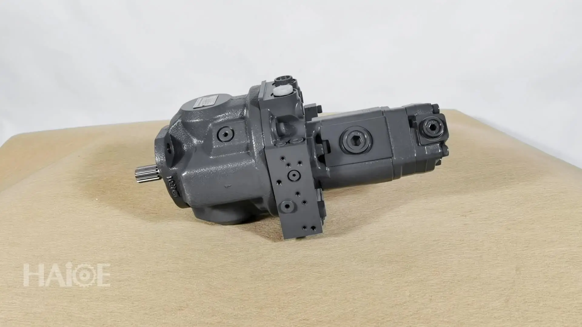 4663300 AP2D25LV1RS6-892-0 for Hitachi ZX60-HCMC Piston Pump ZX60