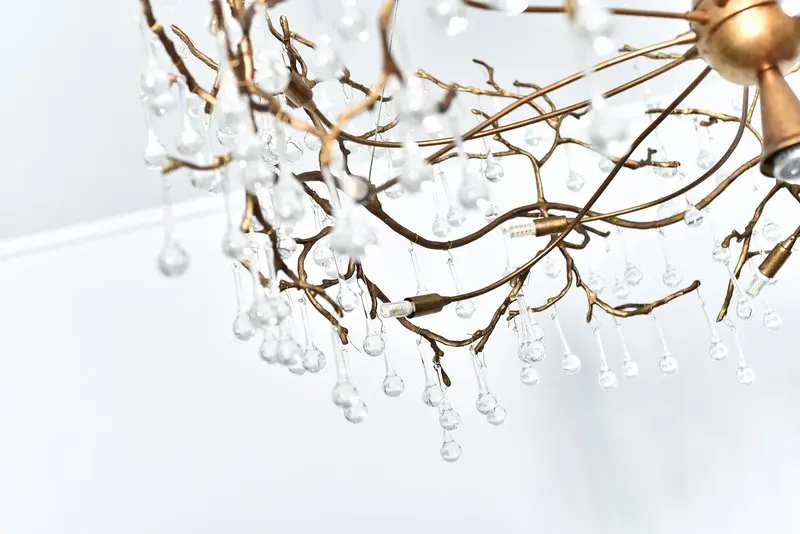 MEEROSEE New Popular Golden Brass Tree Branch Chandelier Fancy Crystal Raindrop Lighting Fixture Hanging for Hotel MD86197