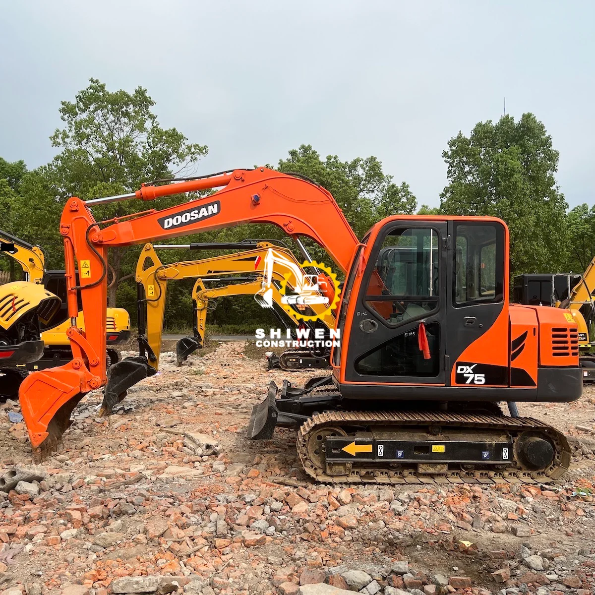 Used Doosan Dx75 Excavatordoosan Dx75 Dx80 Dx60 Dx55 Excavatordoosan Mini Excavator With Dozer 1392