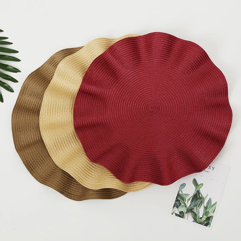 Hot Selling Recyclable Round Woven Metallic Vinyl Placemats With Wavy
