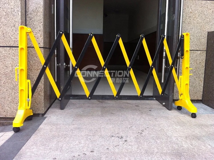 expandable gate 3