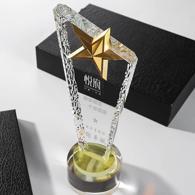 Custom wholesale etched crystal trophy with metal star cheap glass trophy award factory