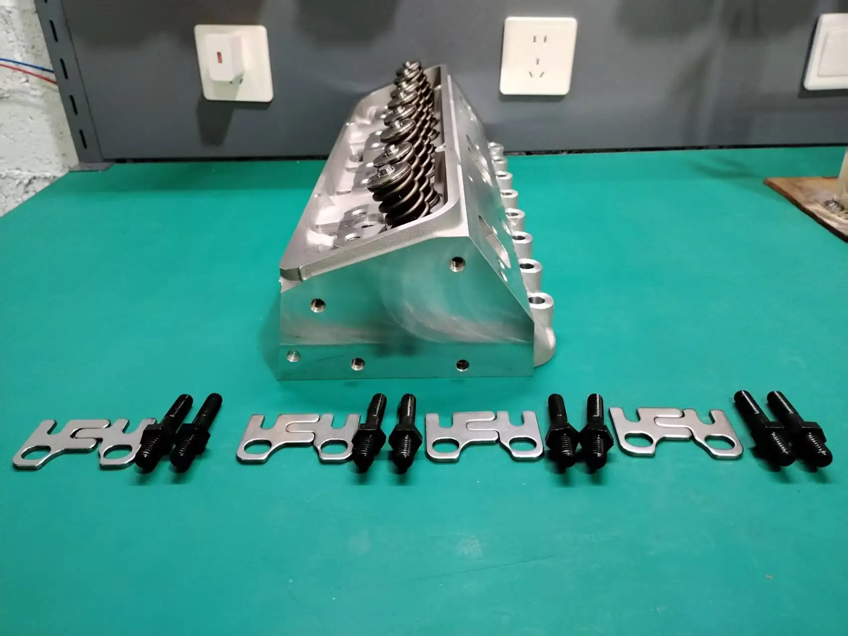 GM350 Aluminum Cylinder Head for Chevrolet Chevy 350c#906