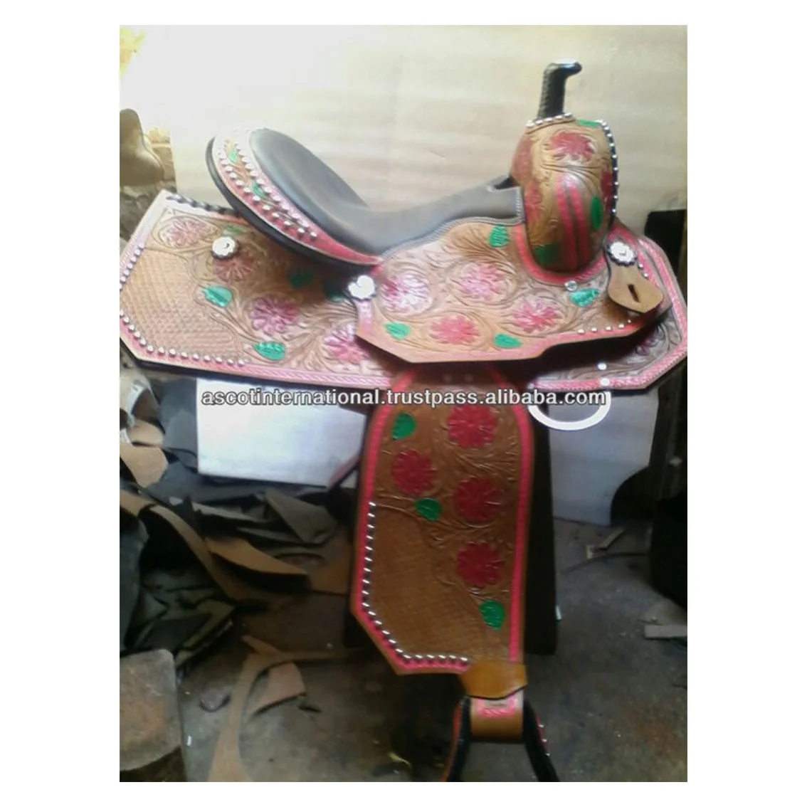 Genuine Leather Horse Saddle Western Fancy Hand Tooling Dressage Horse Riding Equipment