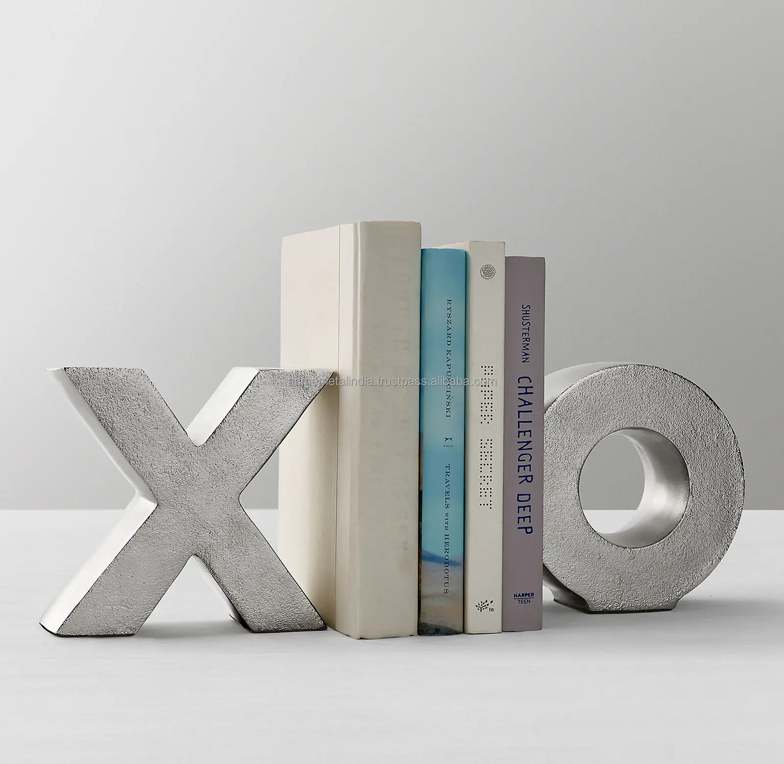 Brass Bookend New Modern High Quality Casted Metal Design Adjustable