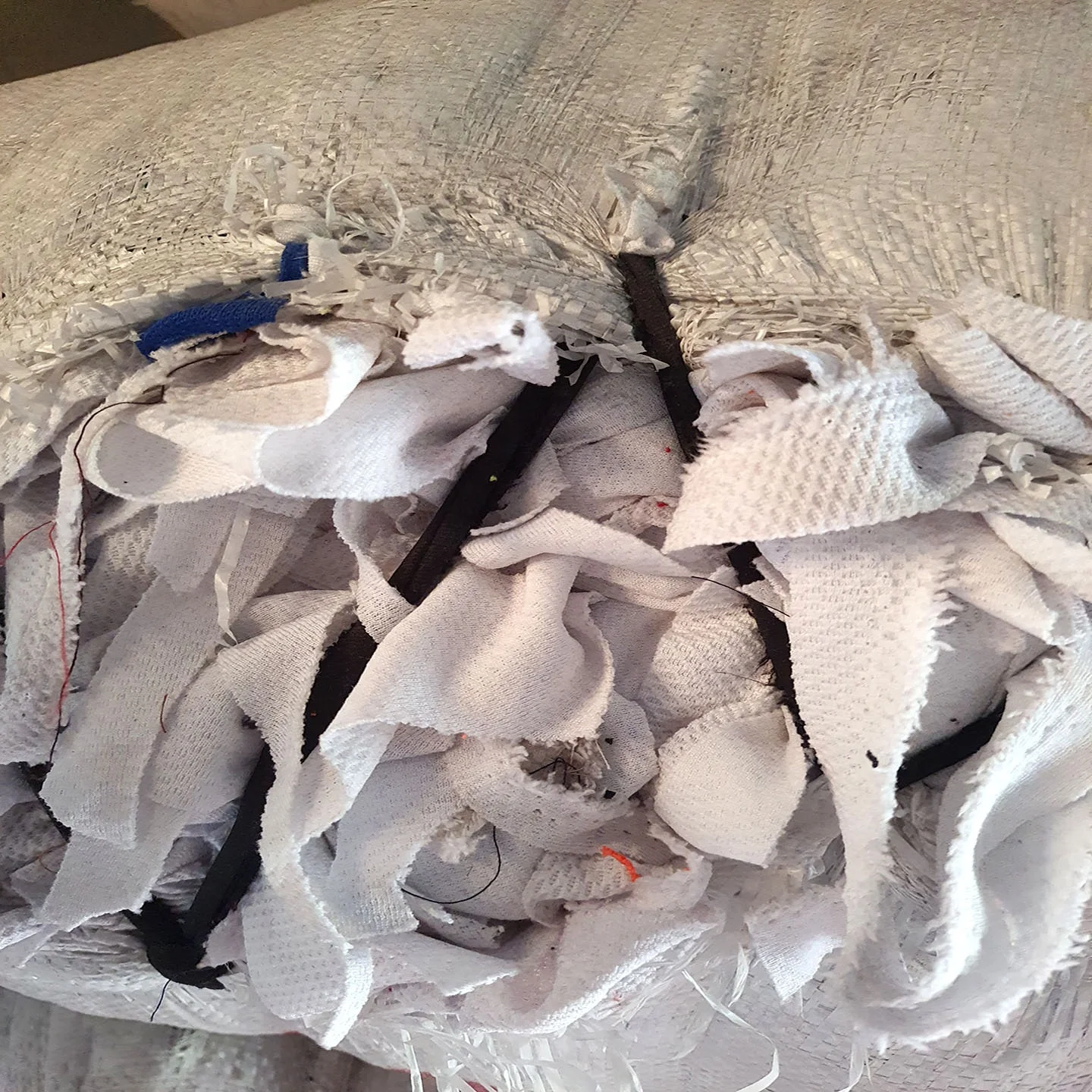 White Polyester Knit Fabrics Waste Clean A Grade Garment Factory Waste