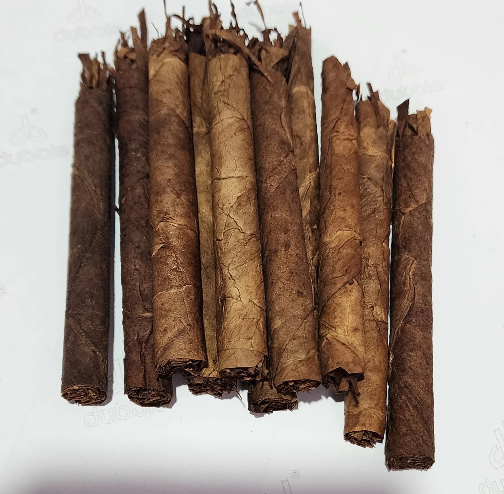 greek tobacco Greek Tobacco by Ibraheem AlQurashi Greek Tobacco is a fragrance that  combines the floral notes with the luxurious scent of Greek tobacco. The  delicate scent of peony flows like a sweet breeze,