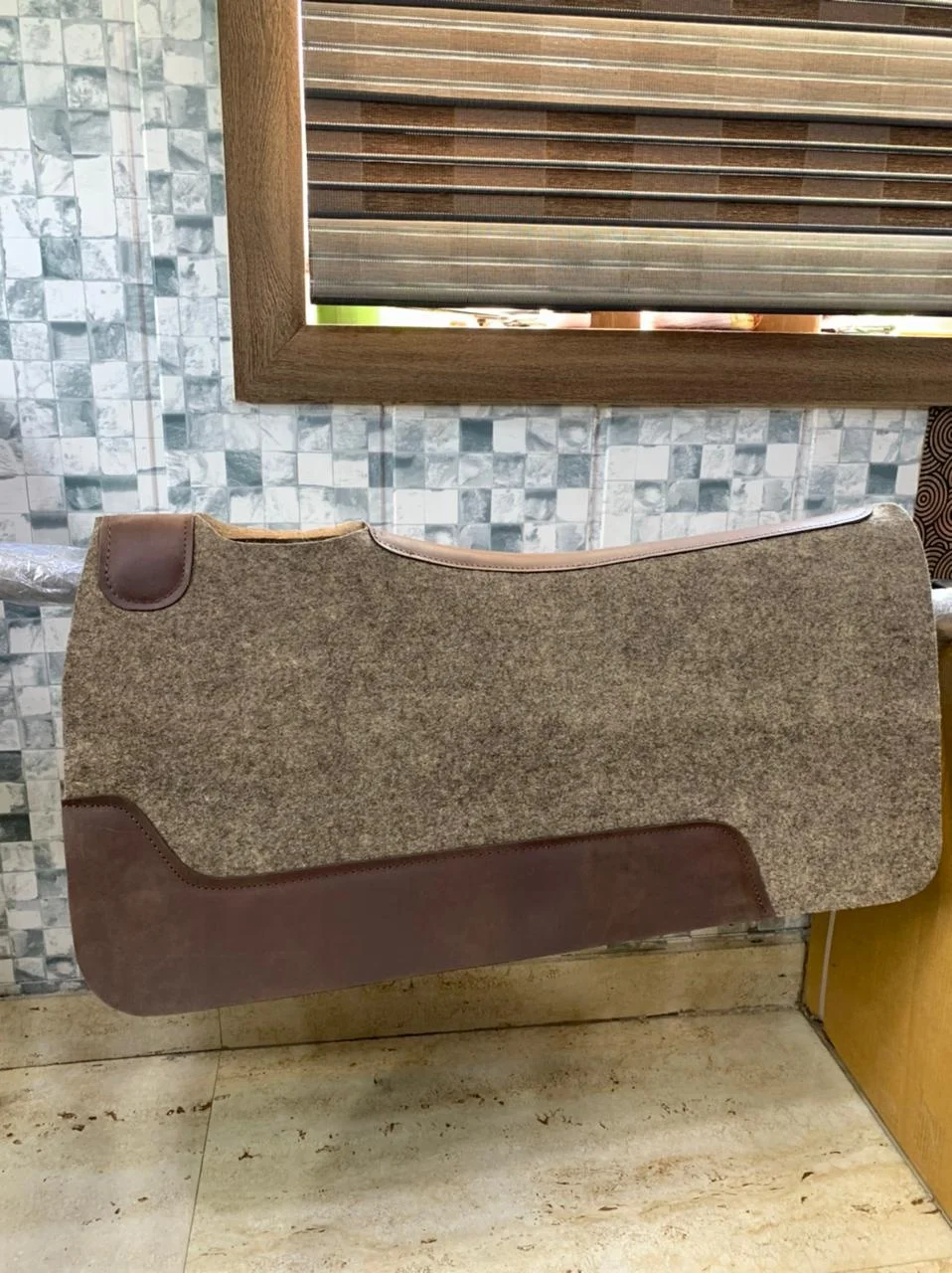 1" Thick Horse SADDLE PAD Western Contoured Wool Felt Moisture Wicking