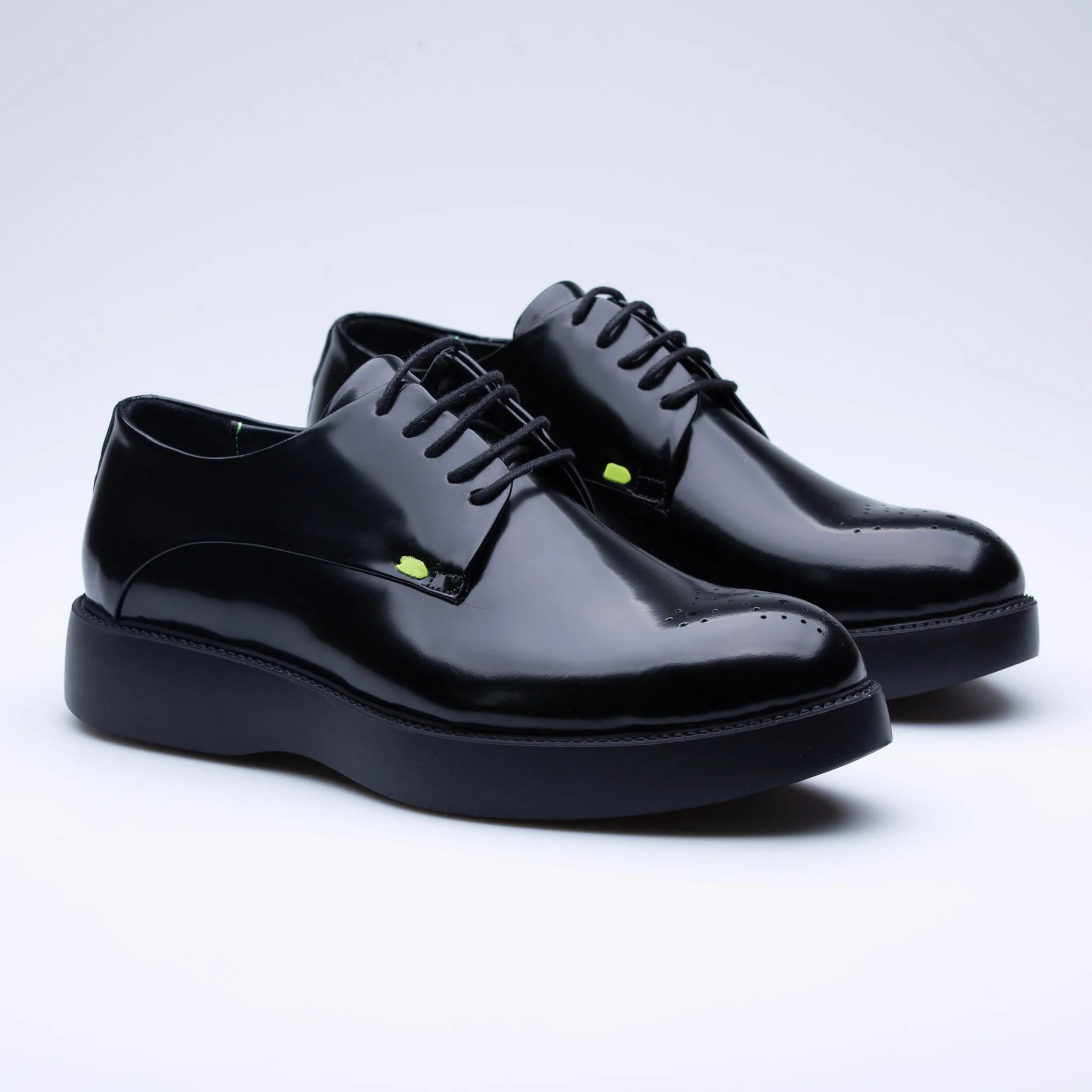 black romeo shoes