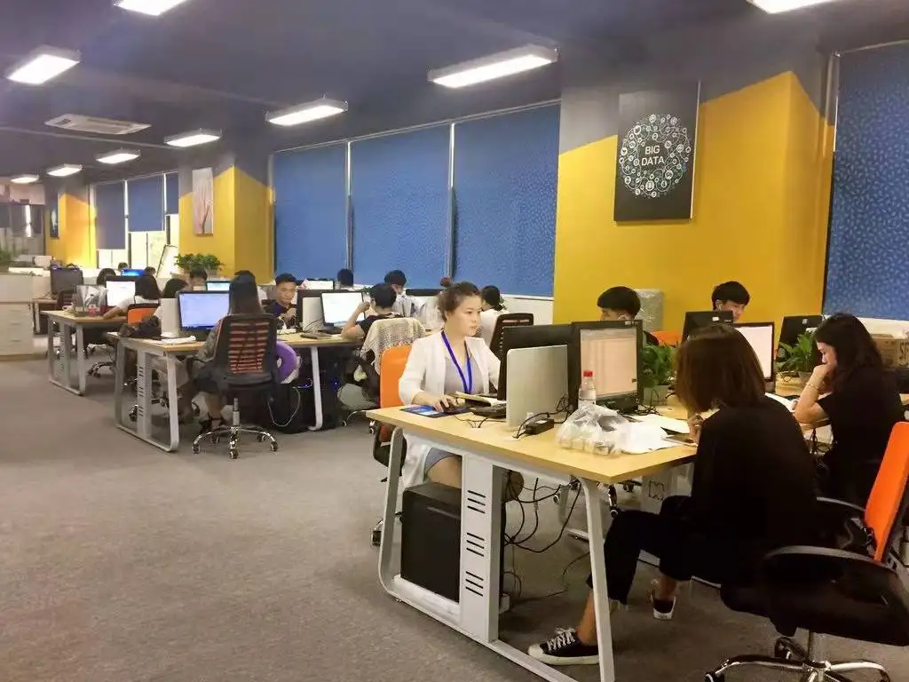 Artificial Hanging Vine Artificial Greenery Garland Leaf Hanging Plants