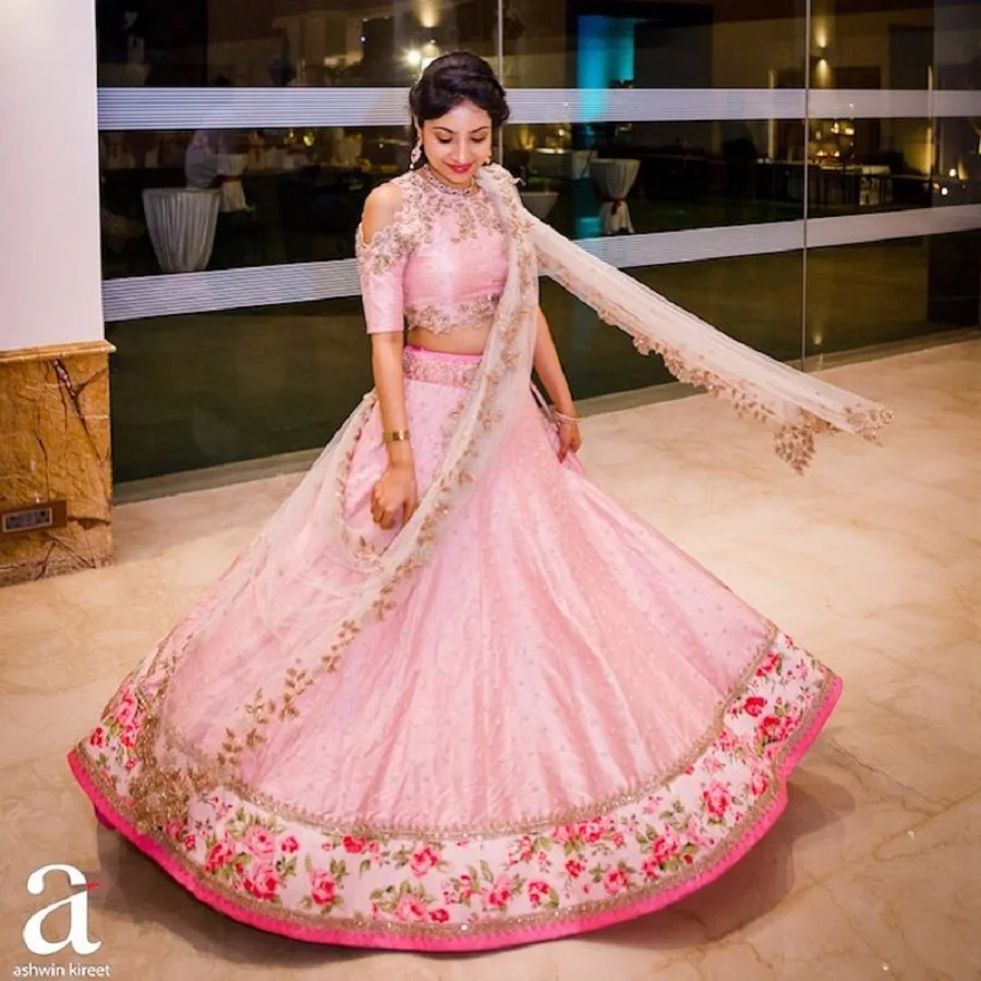 pakistani lehenga design