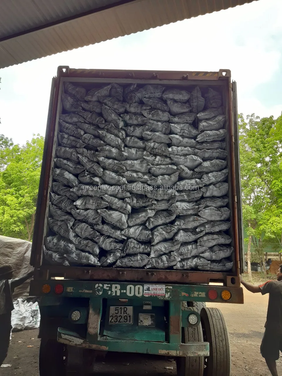 Vietnam Manufacturer Charcoal Mangrove Charcoal Hardwood Natural