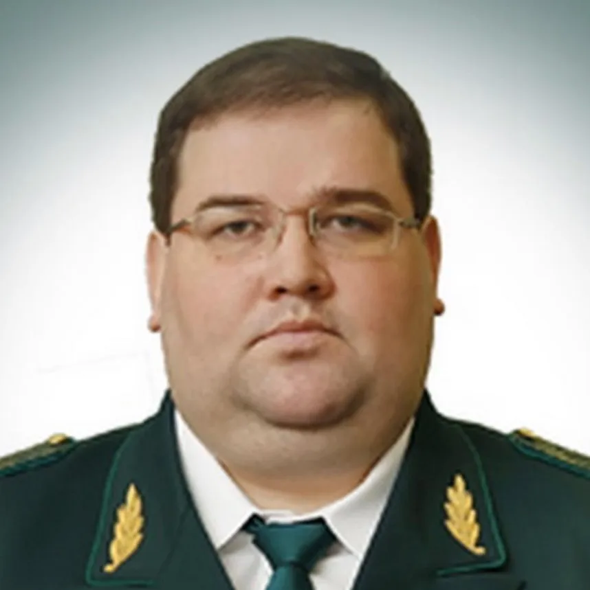 Начальник екатеринбургской таможни 18 тонн золота. Начальник таможни. Генерал кизлык фтс. Заместителя начальника таможенного. Заместителя начальника таможенного.