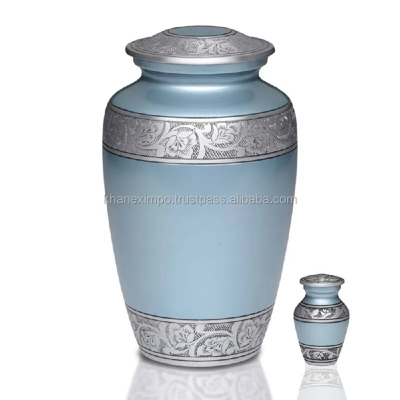 25193 Cremation Urns.jpg