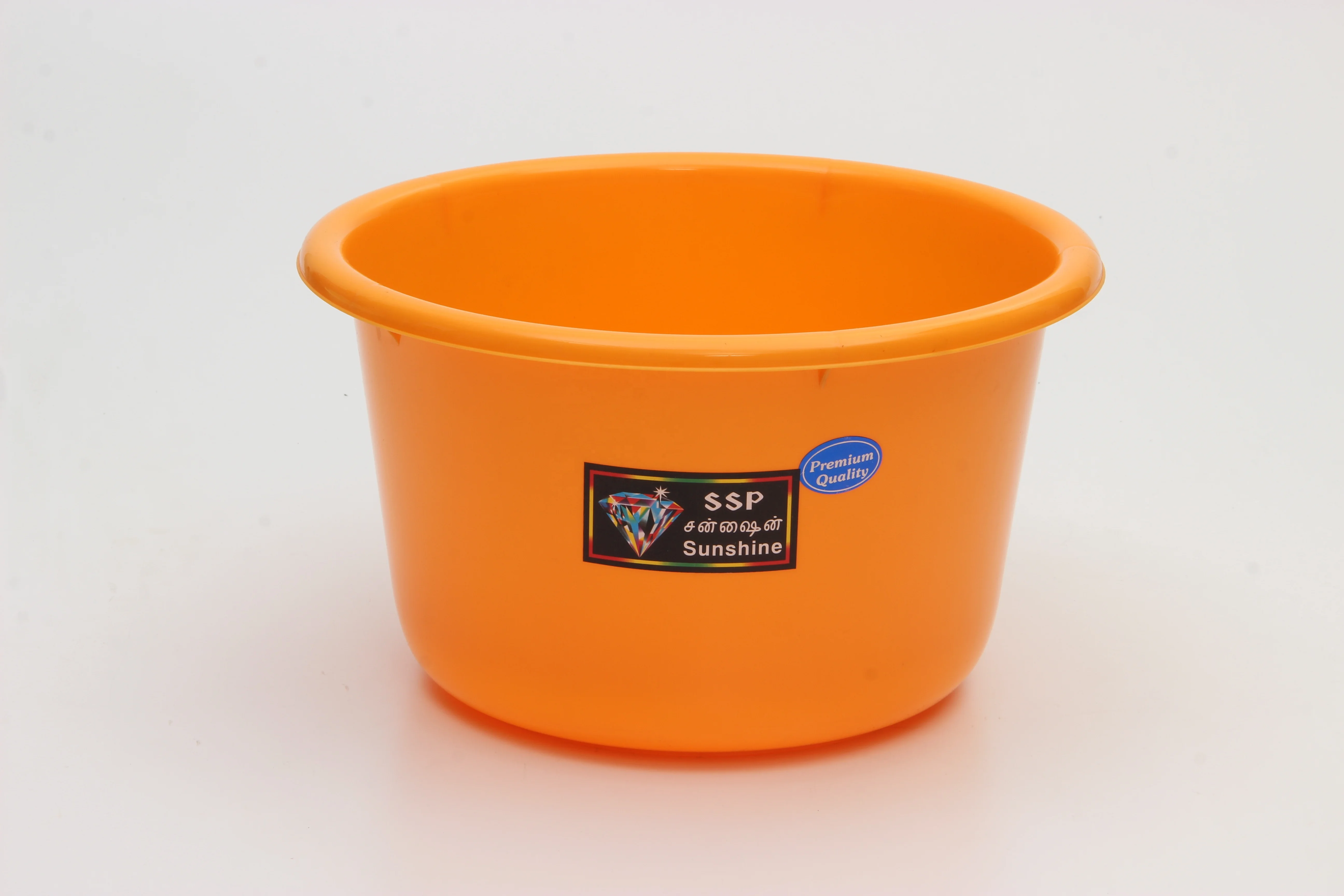 cheap plastic tubs