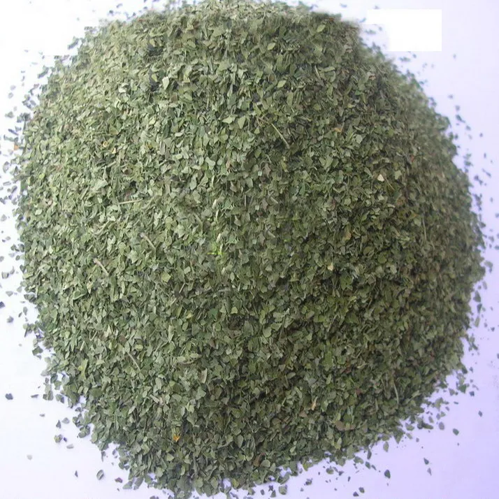 3 moringa leaves t cut.jpg