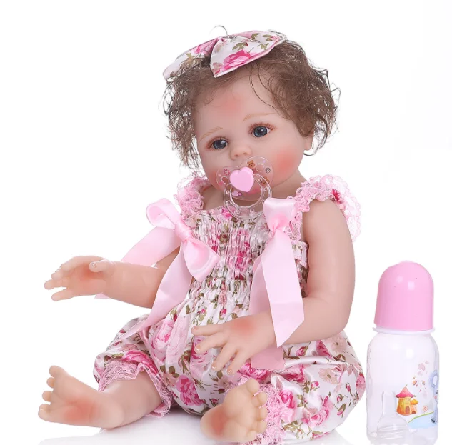 可爱小女孩娃娃玩具硅胶婴儿娃娃软新生儿真女孩娃娃硅胶重生娃娃模拟