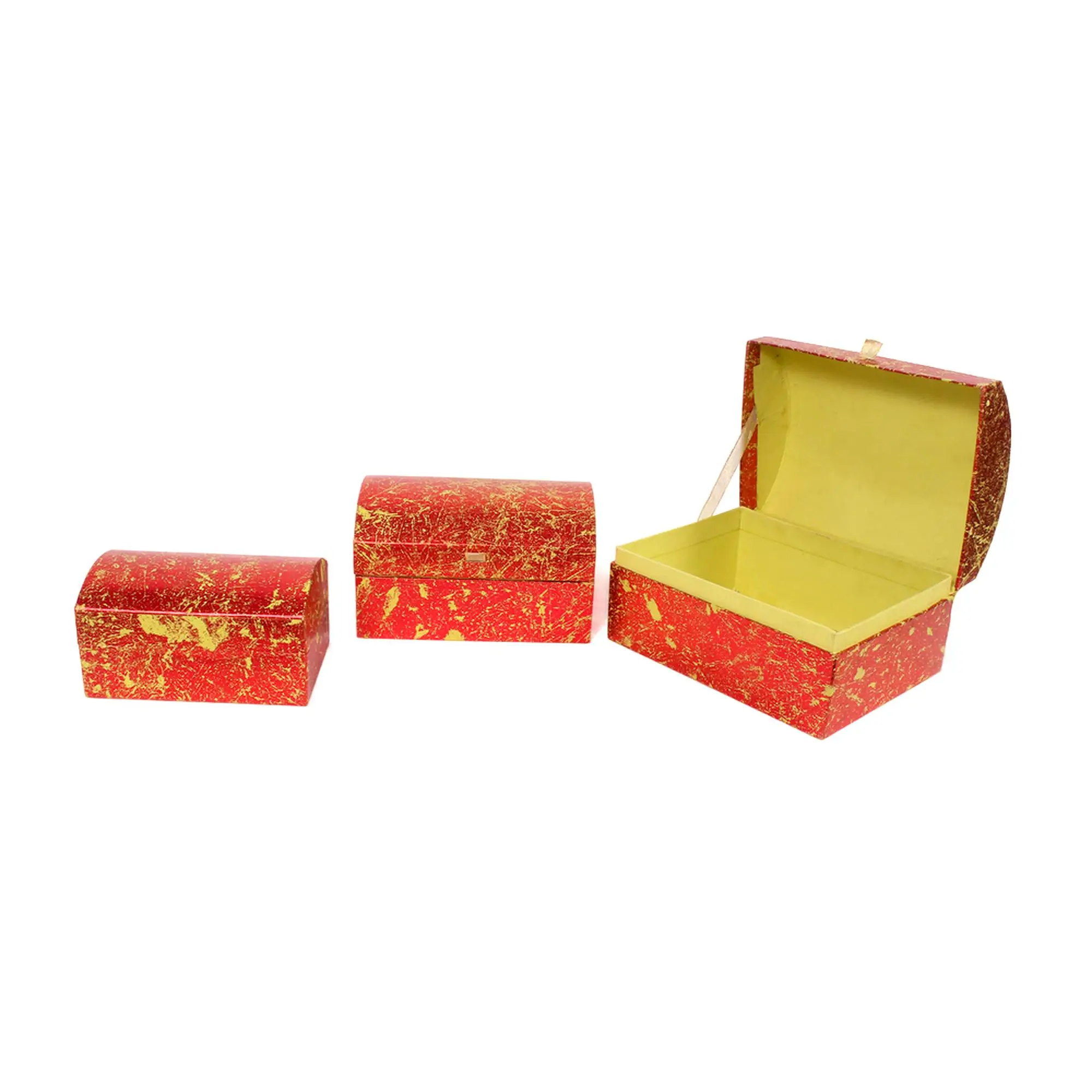 Luxury Red Color Handmade Trunk Box For Gift Packaging Custom Size