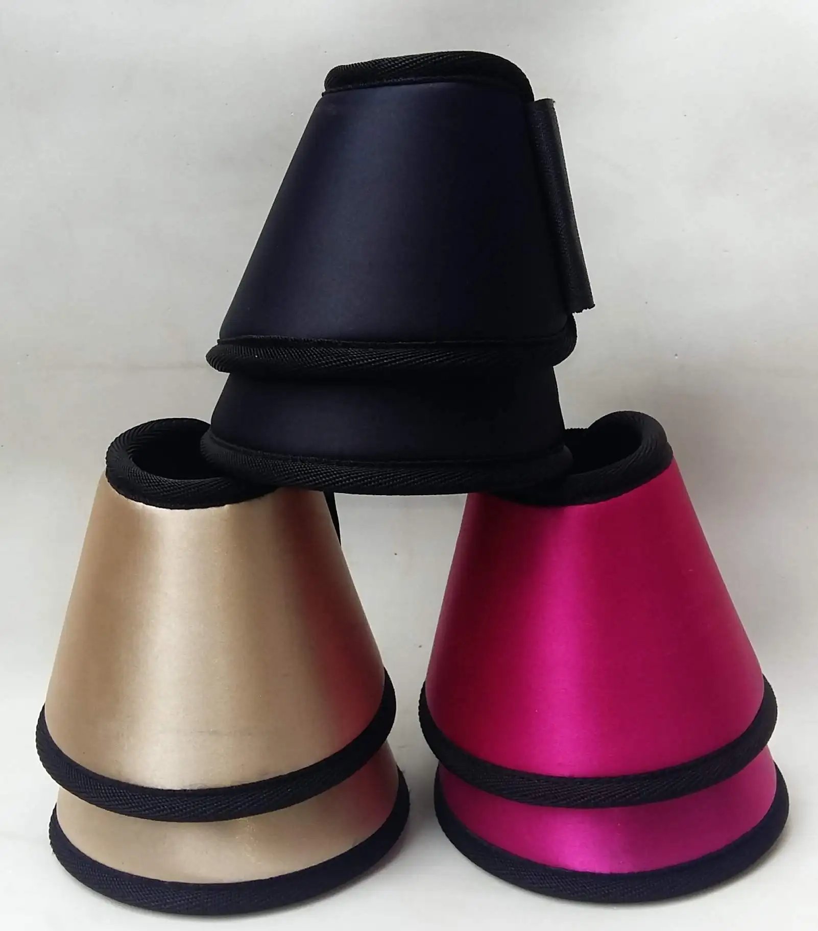 Customized Top Selling Neoprene Horse Bell Boot With Flap And Mink Fur