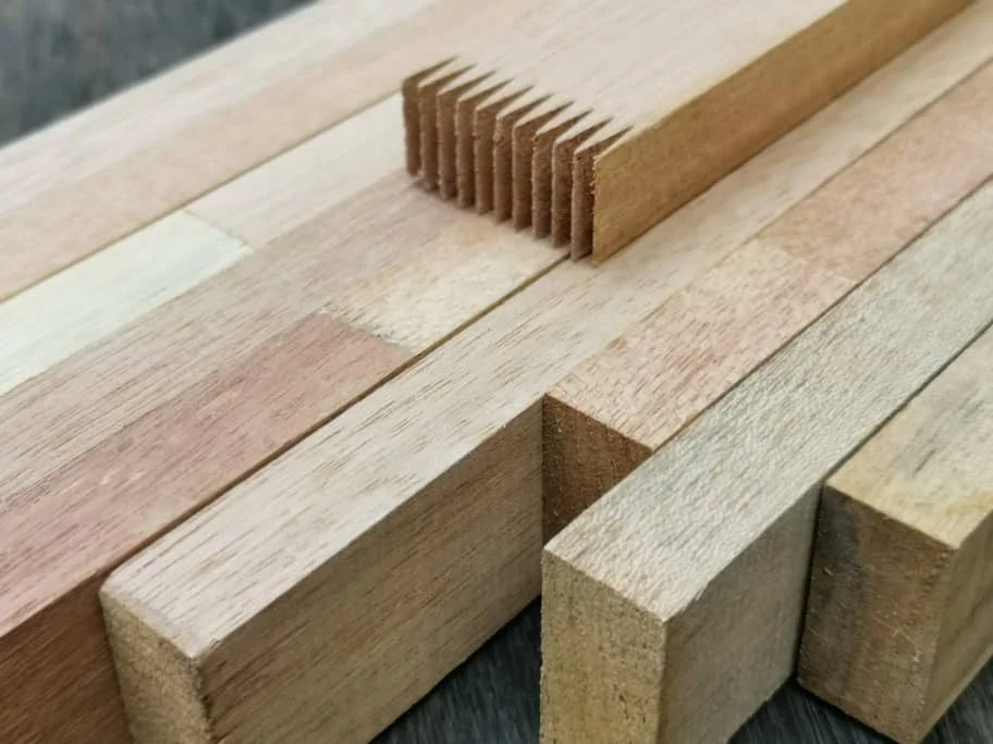 Application Traditional Design Style Finger Joint Wood