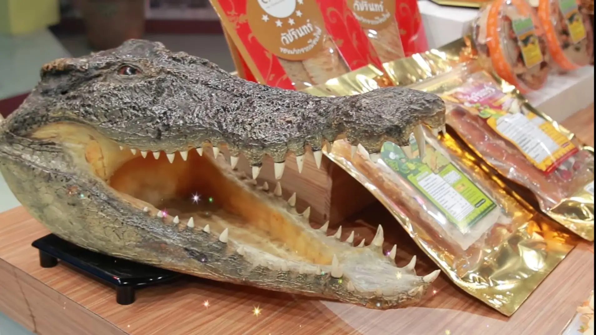 Dried Crocodile Meat Ready To Eat Grind The Meat Into Long Strips Made