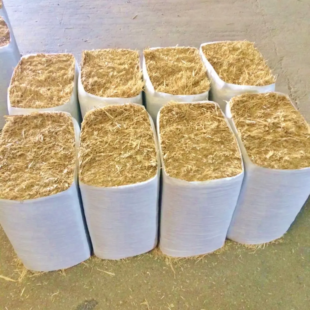 
WHEAT STRAW IN 25KG BALES. 