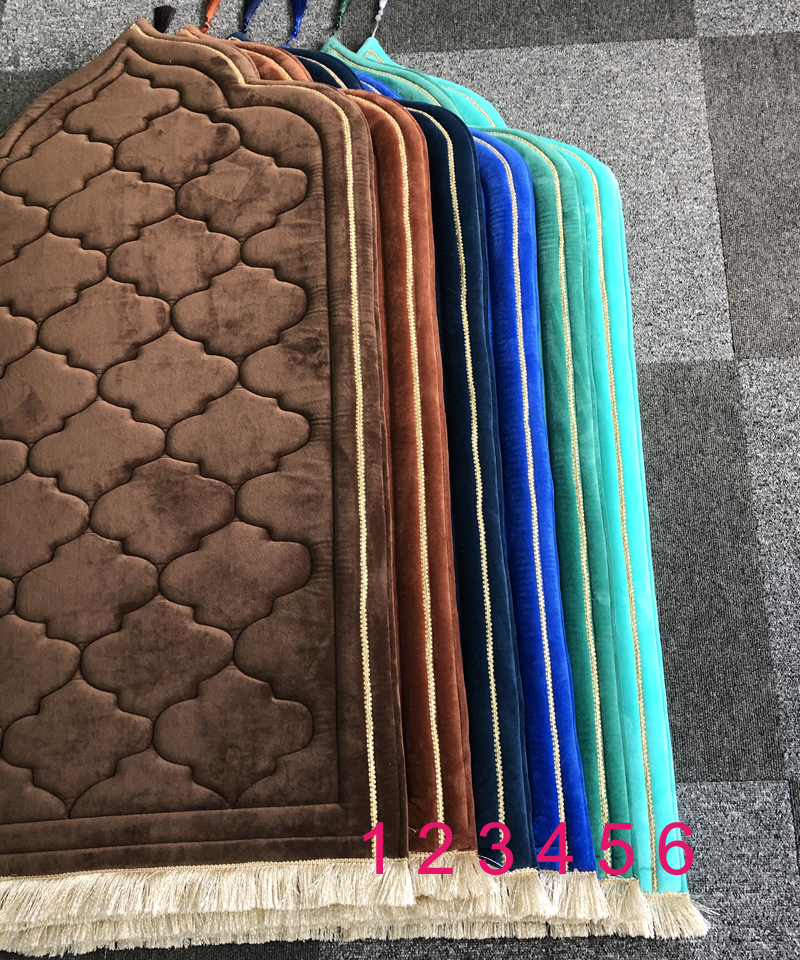 Wholesale Islamic Prayer Mat Muslim Sajjadah Musallah Praying Rug Thick