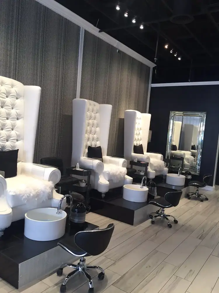 Great Foshan Factory White High Back Nail Salon Kids Luxury Spa Pedicure Chair And Bowl Set