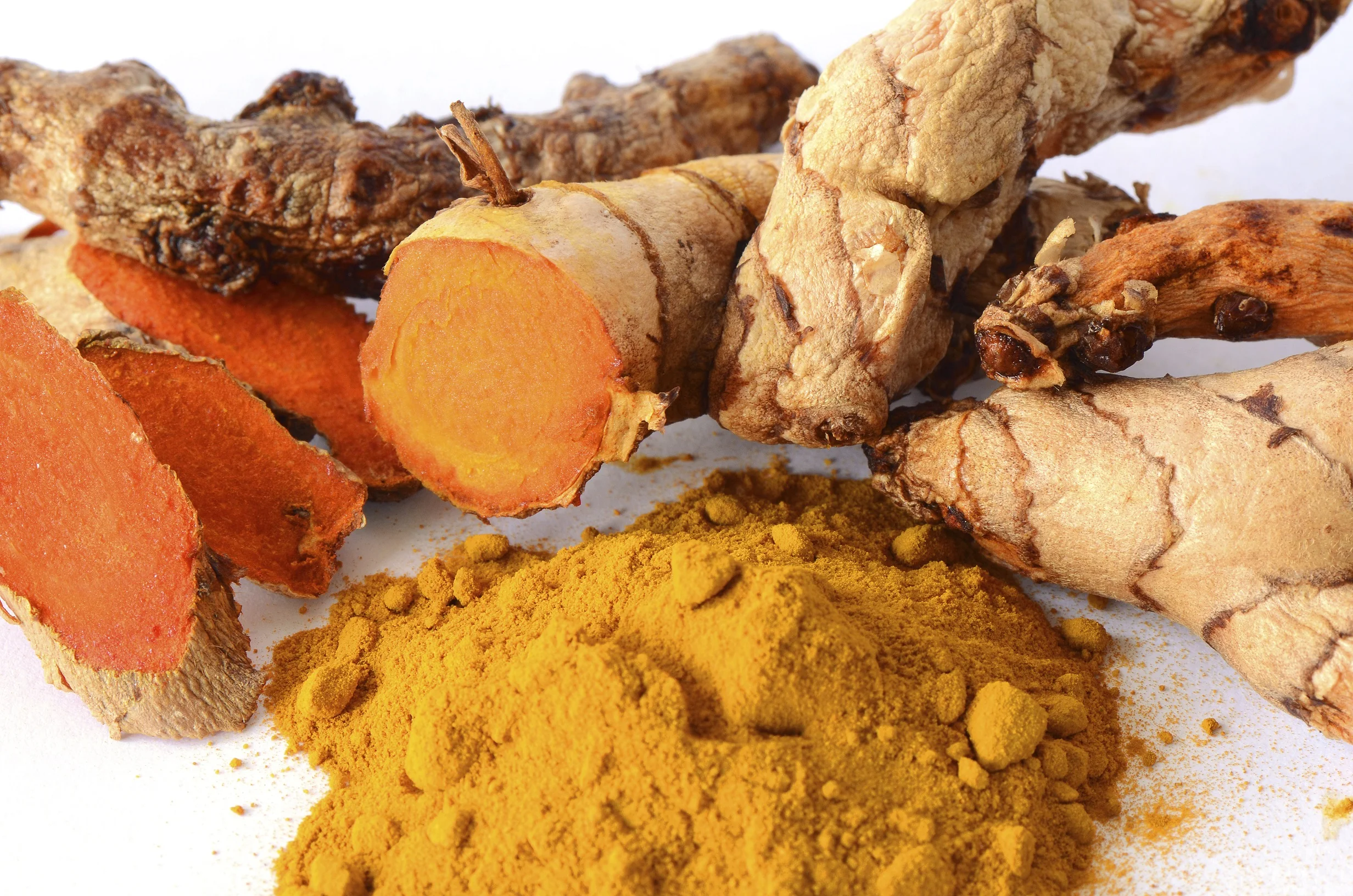 indian spices pure turmeric / haldi powder